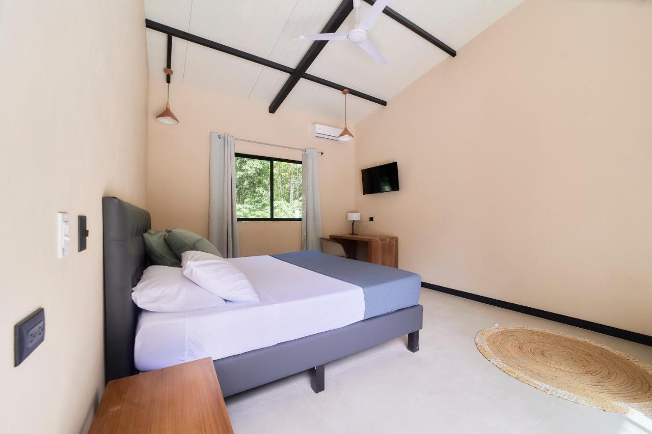 Lalola Villa Privada Cahuita Exteriör bild