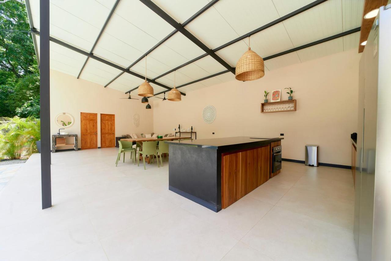 Lalola Villa Privada Cahuita Exteriör bild